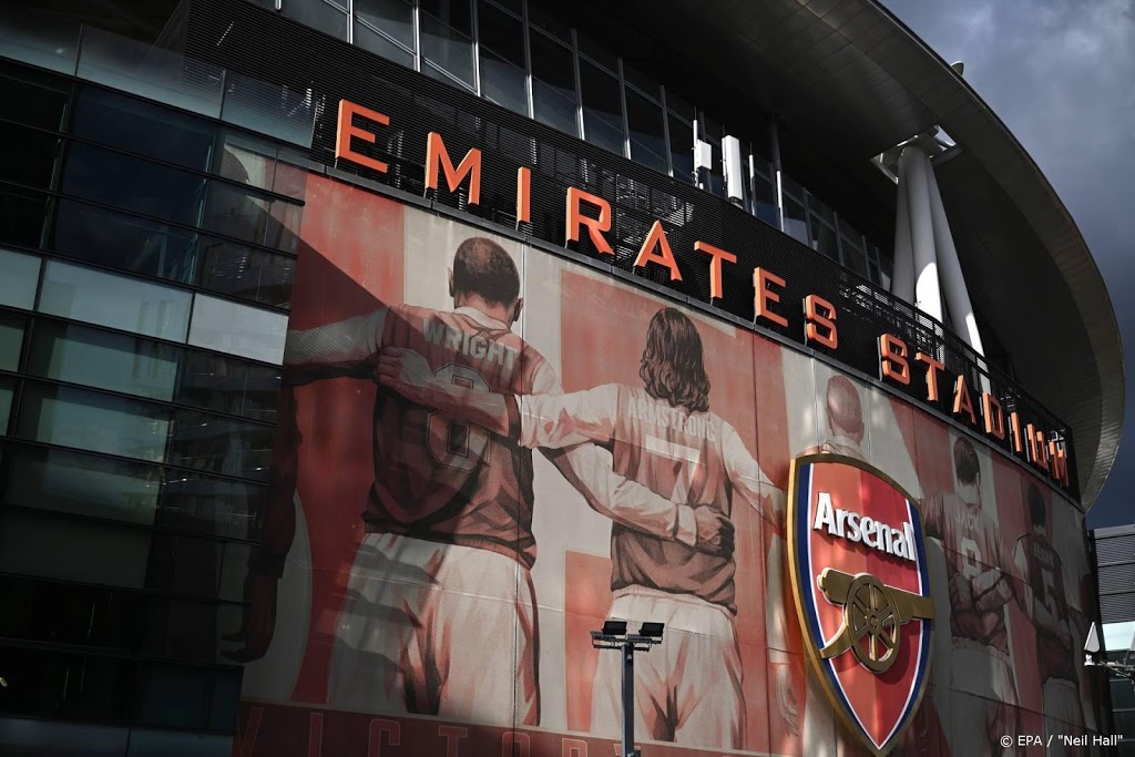 Arsenal wil voetballers meer voorlichten over virus