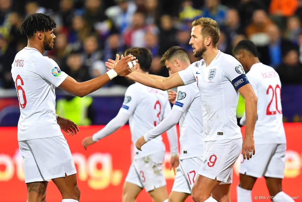 Engelse voetbalinternationals doneren voor gezondheid