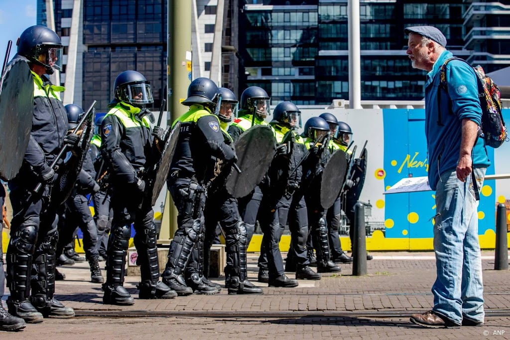 Meeste aangehouden betogers tegen coronamaatregelen weer vrij