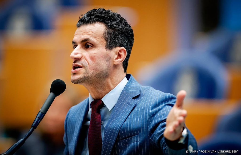Bestuur DENK zet fractievoorzitter Azarkan uit de partij 