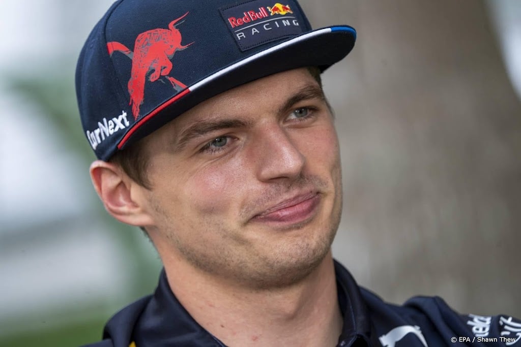 Verstappen rijdt derde tijd in eerste training Grote Prijs Miami