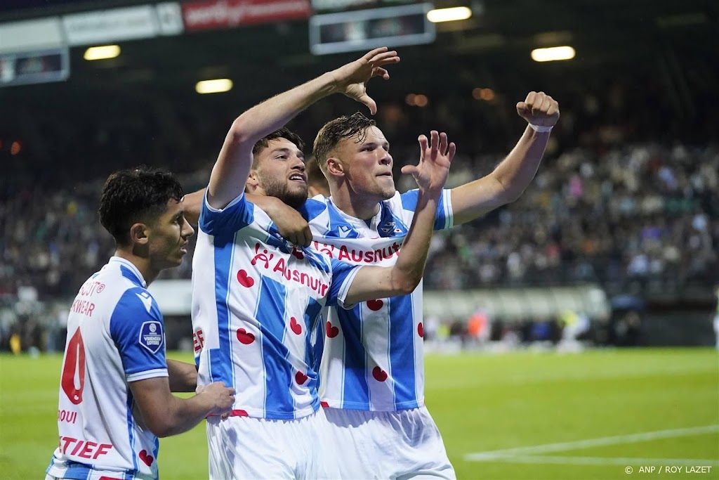 sc Heerenveen wint bij NEC na blunder doelman Cillessen