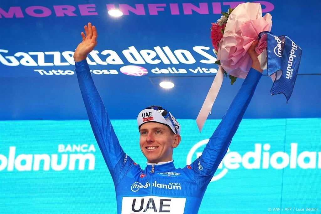 Pogacar genoot van 'spel' in finale derde etappe Giro