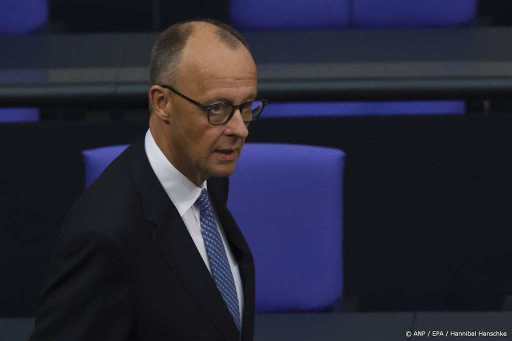 Duitse Bondsdag stemt onverwacht tegen Merz als bondskanselier
