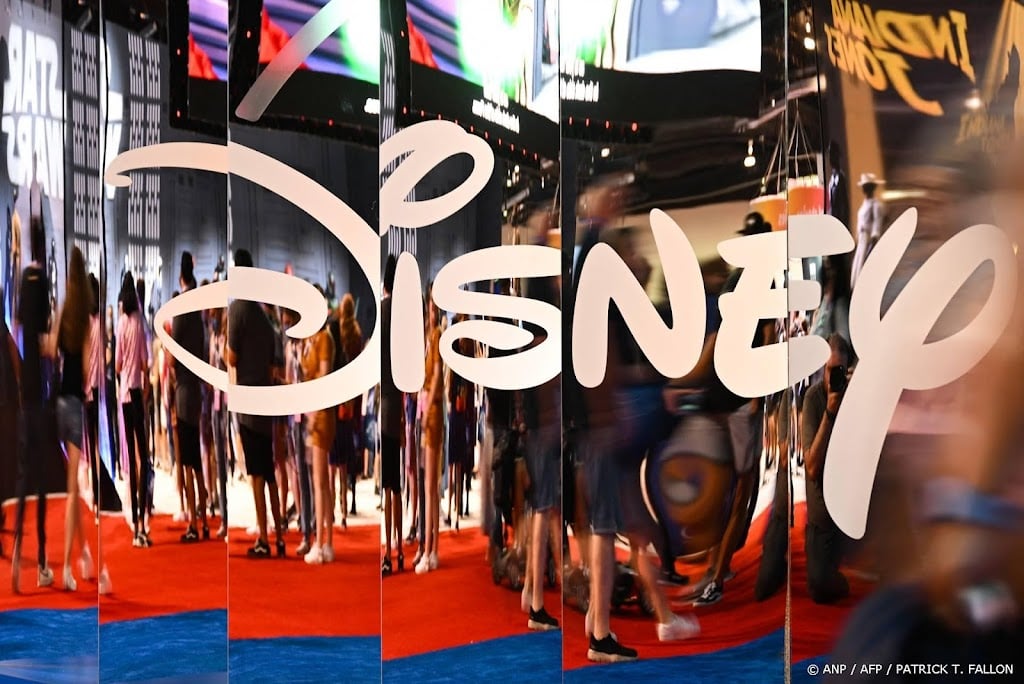 Disney verdient meer aan streamingdienst en pretparken
