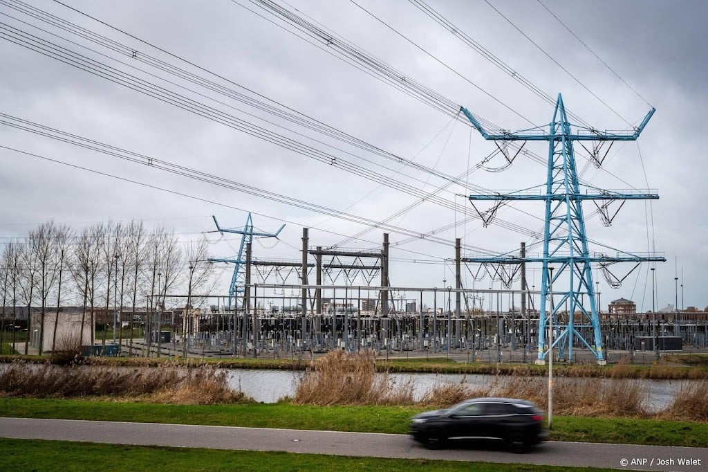 ING merkt dat klanten willen bezuinigen door hoge energieprijzen