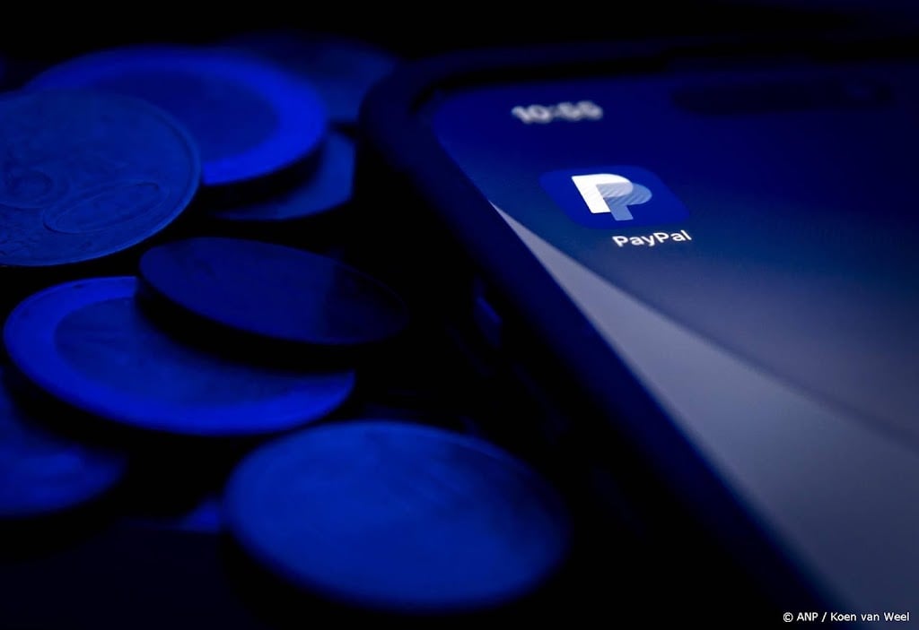Britse toezichthouder onderzoekt PayPal, Visa en Mastercard