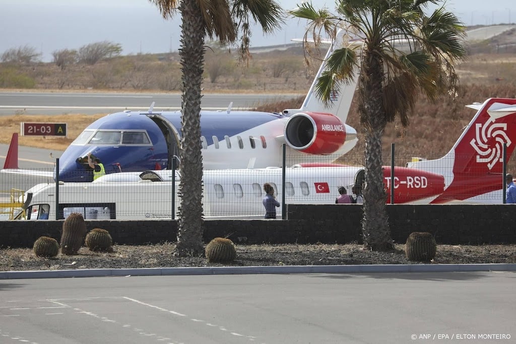 Evacuatievlucht cruiseschip maakt tussenlanding op Gran Canaria