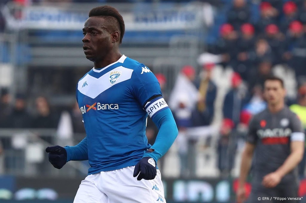 'Italiaanse voetbalclub Brescia ontslaat spits Balotelli'