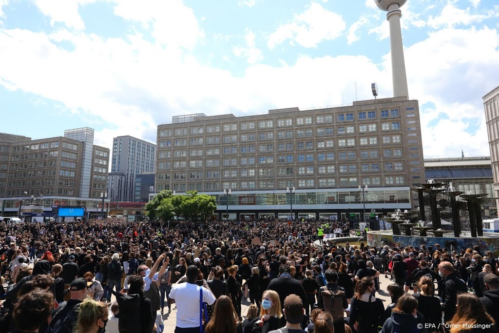 Massaal protest in Duitse steden, 25.000 betogers in München