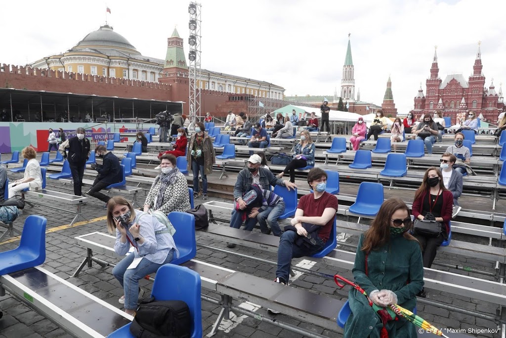 Moskou opent boekenbeurs op Rode Plein in coronacrisis
