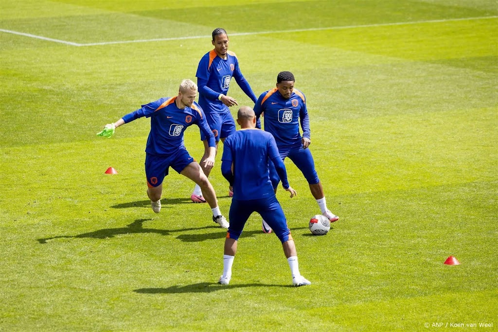 Oranje speelt tegen Canada eerste van twee oefenduels richting EK
