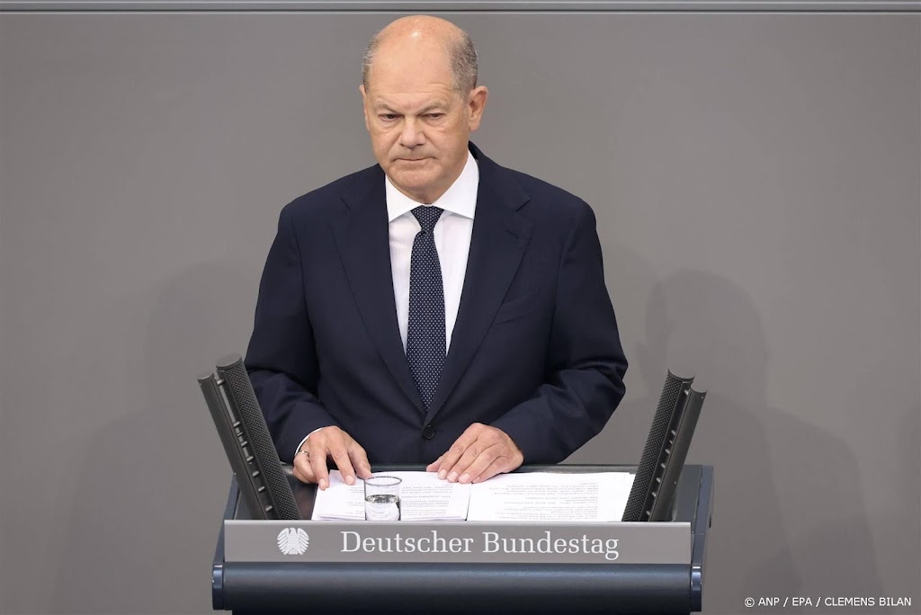 Scholz belooft hulp aan getroffenen van overstromingen