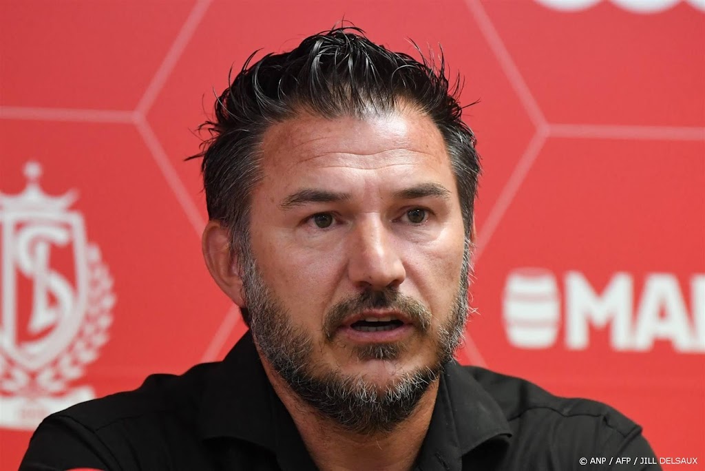 Belg Hoefkens volgt Van Gastel op als trainer van NAC