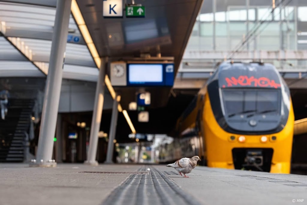 Bonden treffen voorbereidingen voor spoorstaking op dinsdag