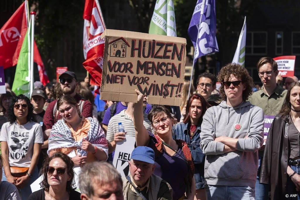 Huizenprijzen blijven komende jaren doorstijgen, voorspelt DNB
