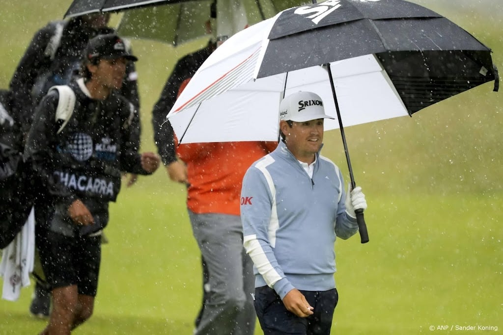 Wind hindert golfers bij KLM Open
