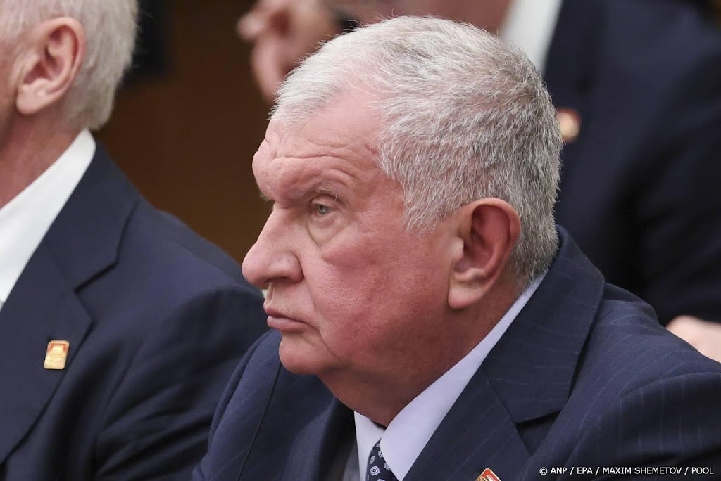 Topman Rosneft: bedrijven VS profiteren van blokkade Hormuz
