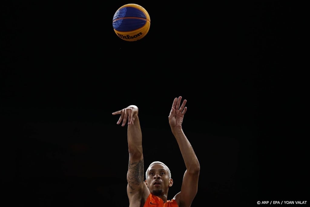 Nederlandse 3x3-basketballers stranden op WK in kwartfinale