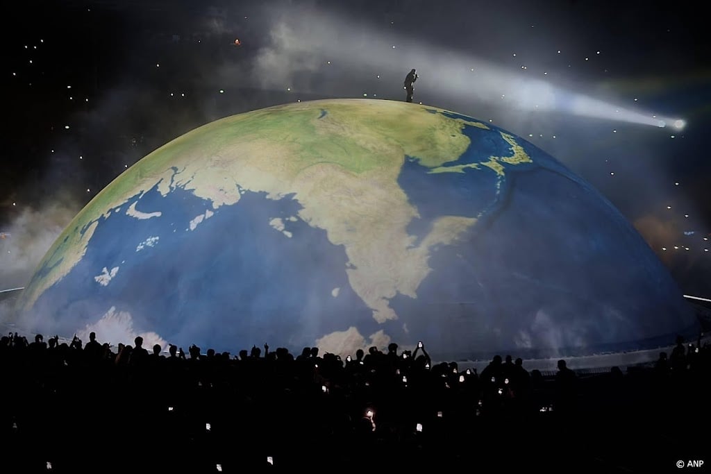 Ye betreedt GelreDome onder gejuich na wekenlange discussie
