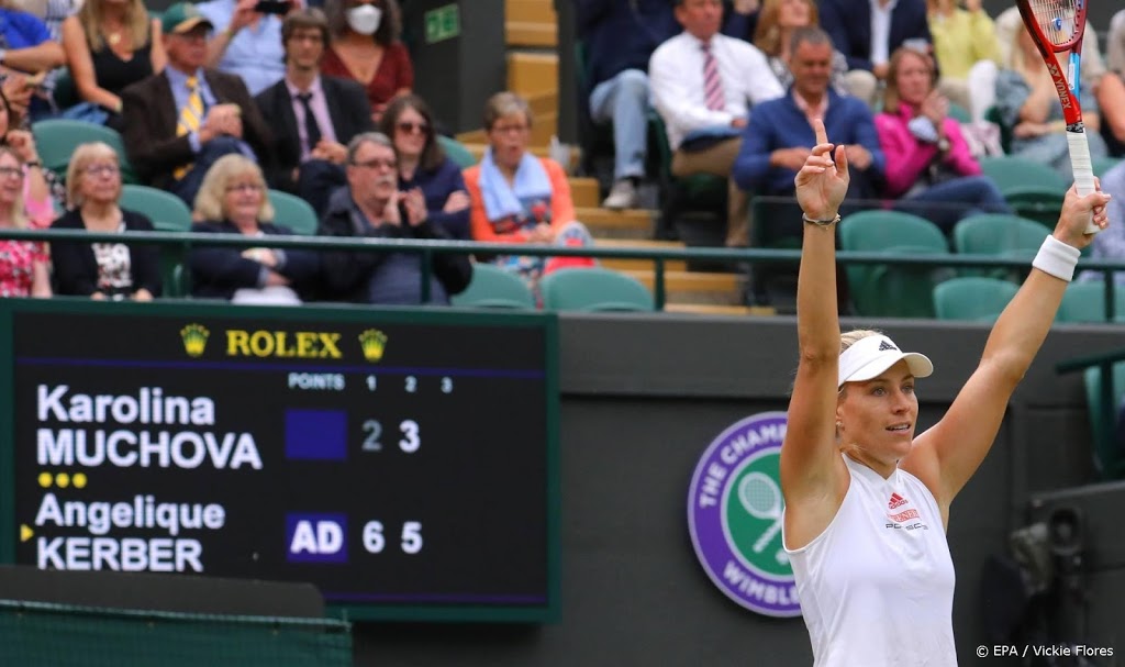 Oud-kampioene Kerber treft Barty in halve finale Wimbledon