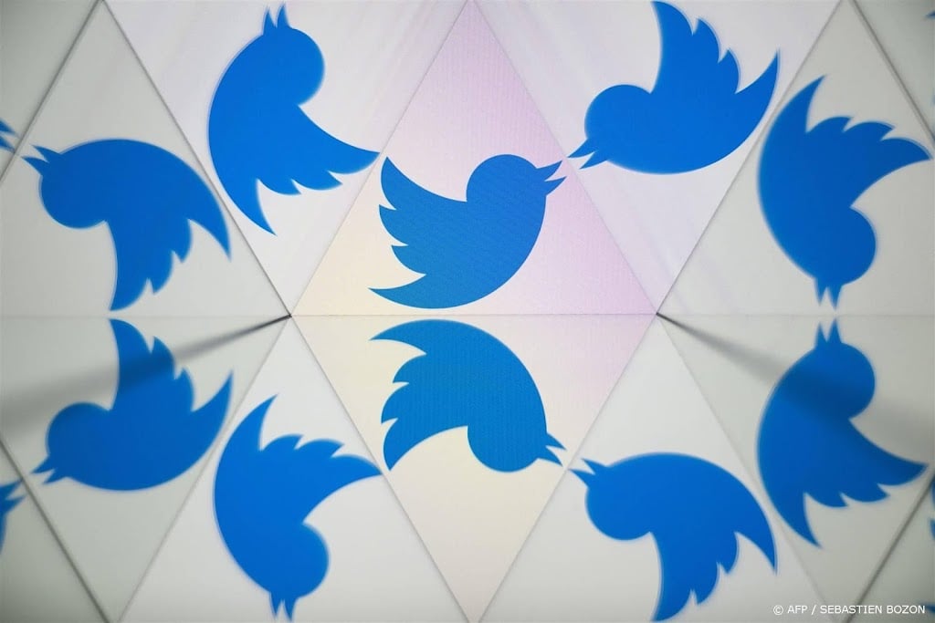 Om tweets te zien, hoef je niet meer ingelogd te zijn