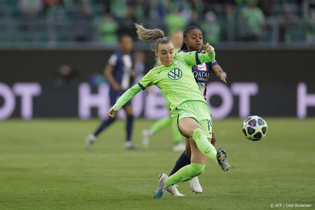 Voetbalster Roord van Wolfsburg naar Manchester City