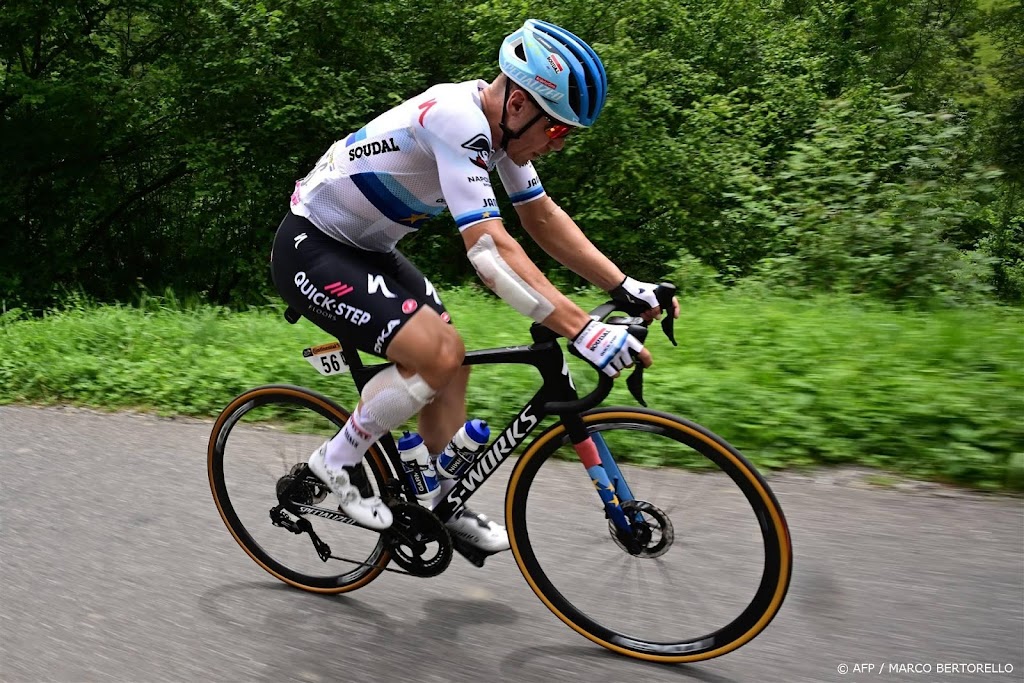 Jakobsen opnieuw op tijd binnen na bergrit in Tour