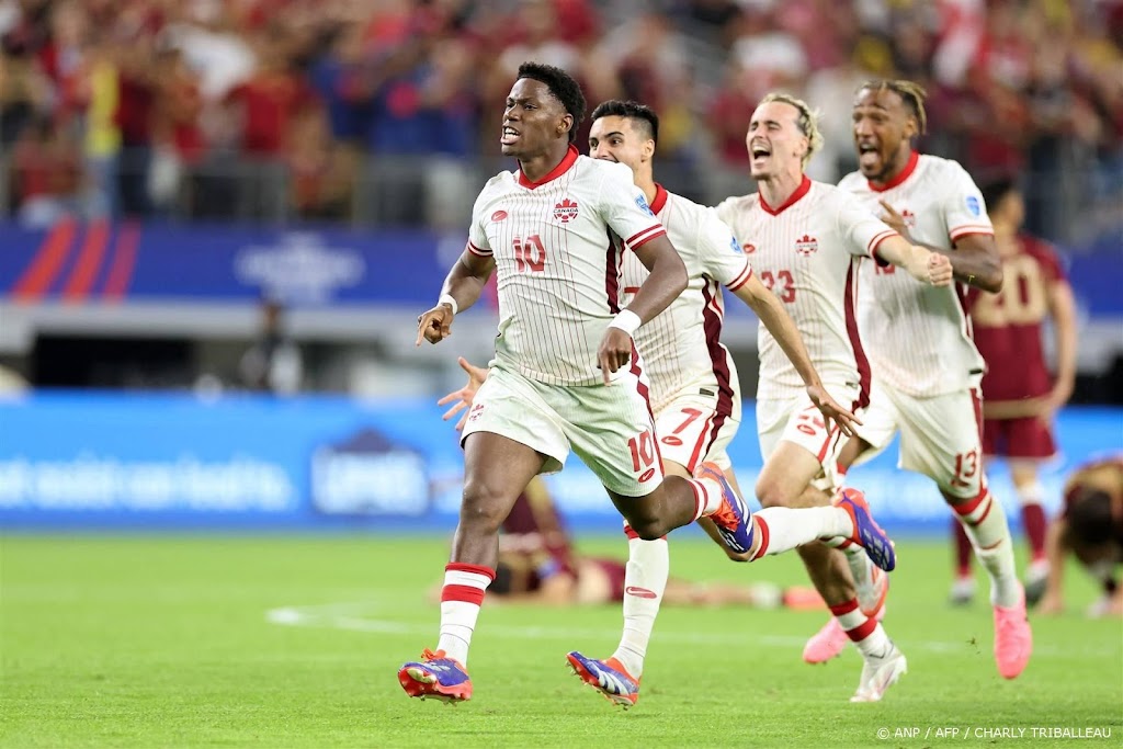 Canada na strafschoppen naar halve finales Copa América