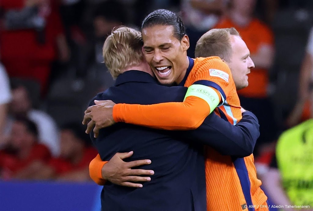 Aanvoerder Van Dijk zag Oranje diep gaan tegen Turkije