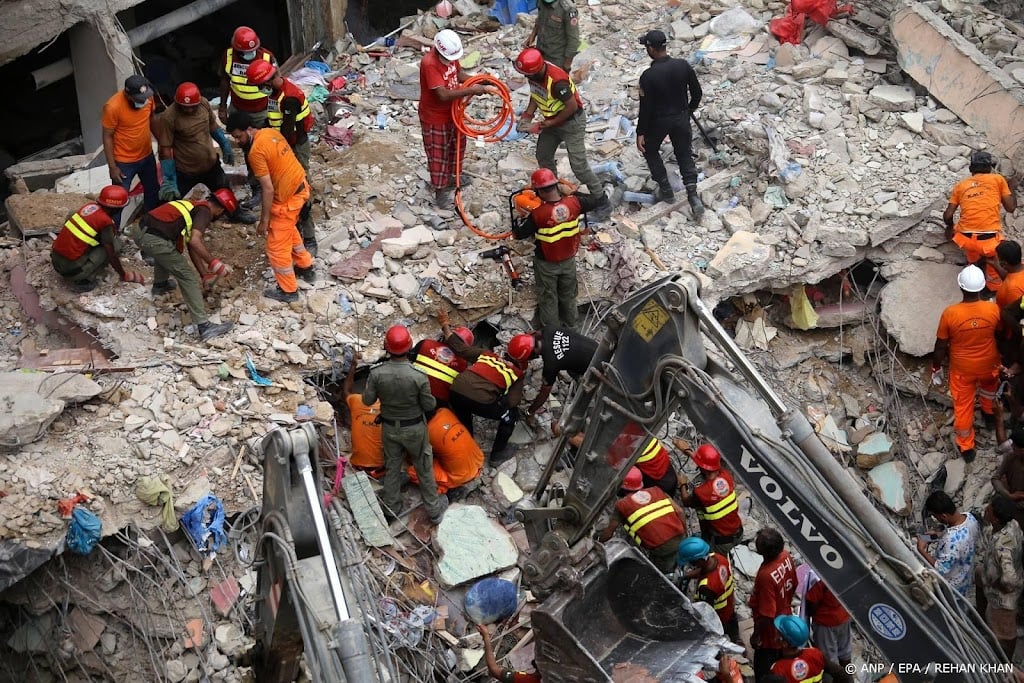 27 doden bij ingestort woonblok in Karachi