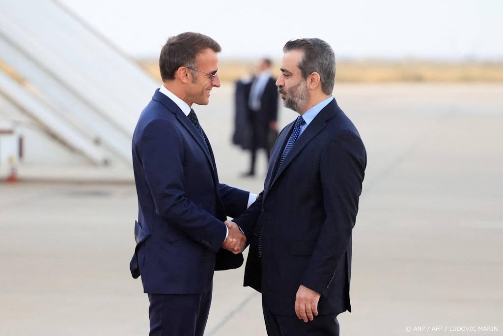 Macron bezoekt als eerste EU-leider Syrië na val van Assad