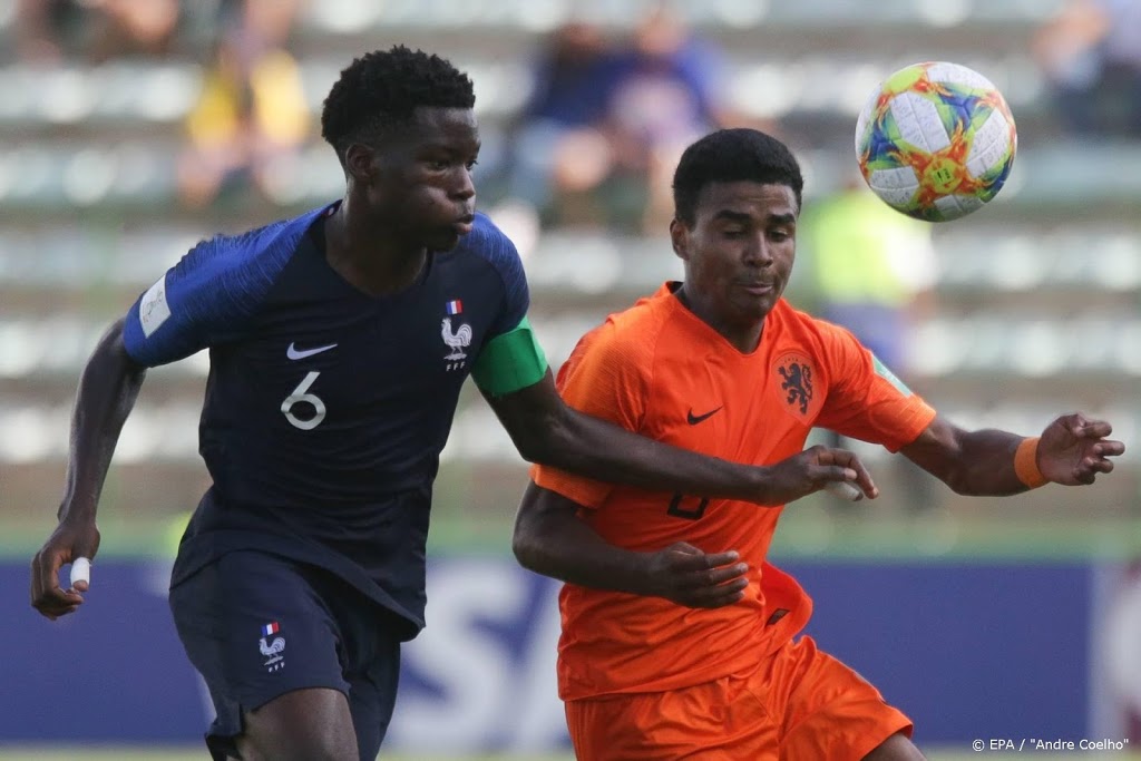 Nederlands talent Maatsen met Chelsea mee naar München