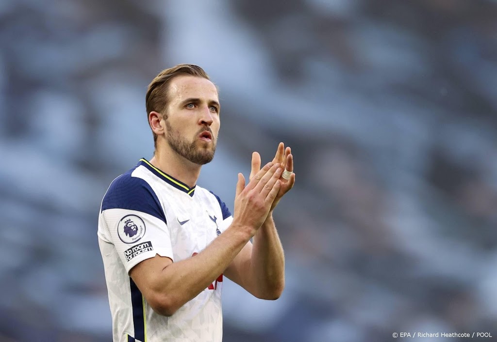 Aanvaller Kane keert terug bij Spurs en ontkent werkweigering