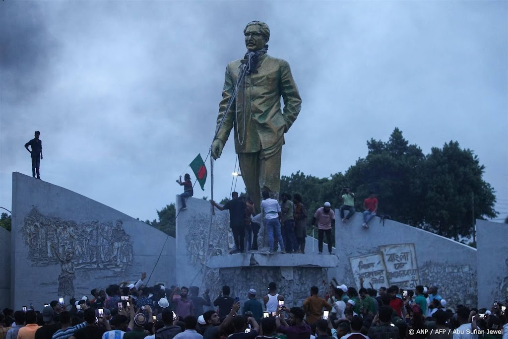 Parlement Bangladesh ontbonden na wekenlange onrust