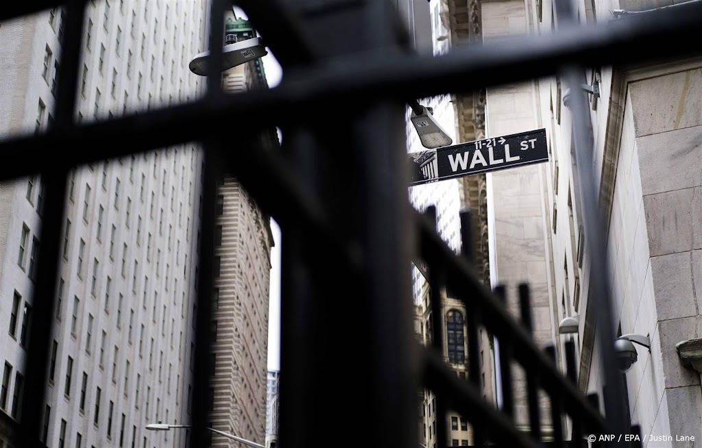 Wall Street toont voorzichtig herstel na zware koersverliezen