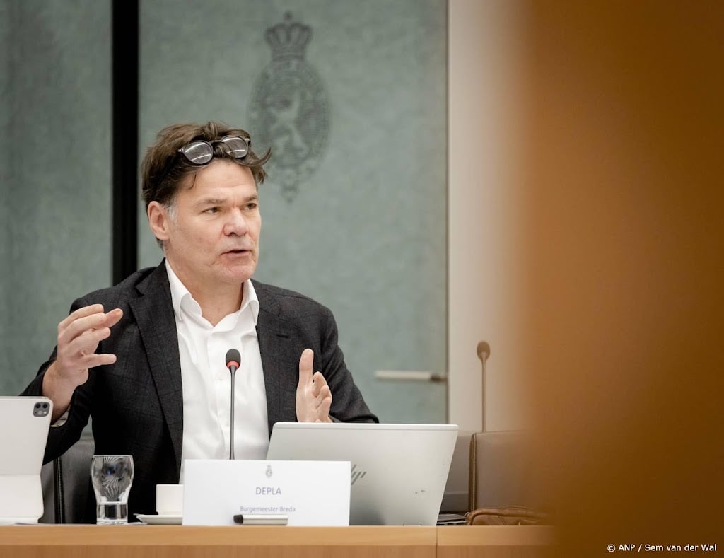 Vier aanhoudingen voor doodsbedreiging burgemeester Depla