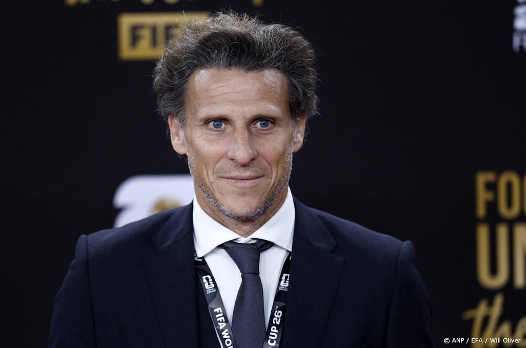 Oud-voetballer Forlán definitief nieuwe bondscoach Uruguay