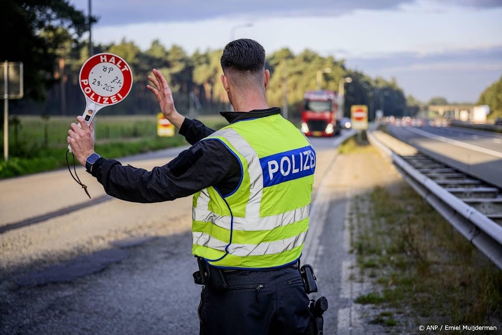 I&W overweegt meer borden langs snelwegen naar Duitse grens