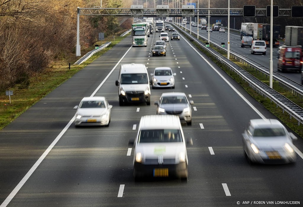 Planbureau: ook op langere termijn minder files door thuiswerk