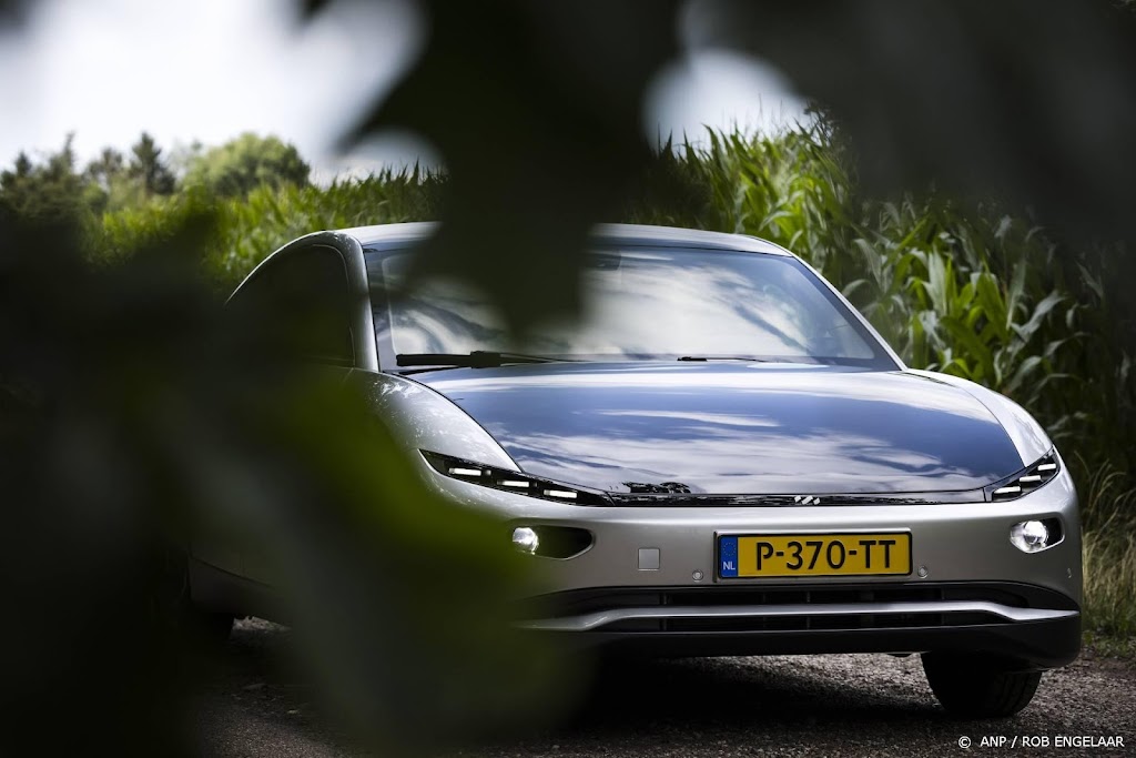 Overheid investeert in Helmondse maker zonne-auto's Lightyear