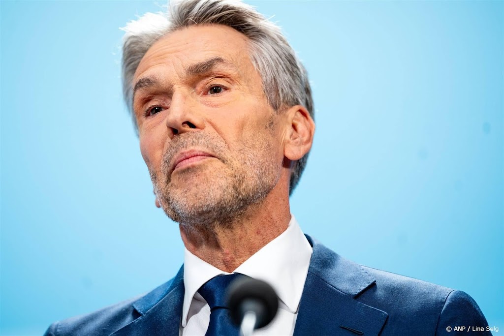 Schoof teleurgesteld in bonden: serieus voorstel vroegpensioen
