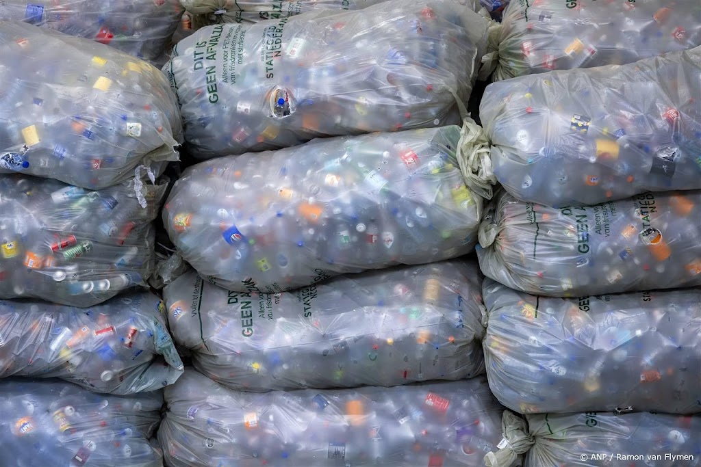 Afvalverwerkende sector wil nog meer recycling  