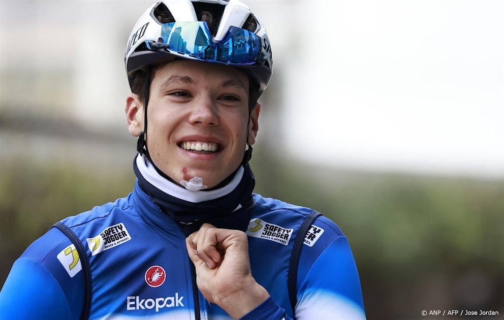 Magnier sprint naar tweede ritzege in Ronde van Groot-Brittannië