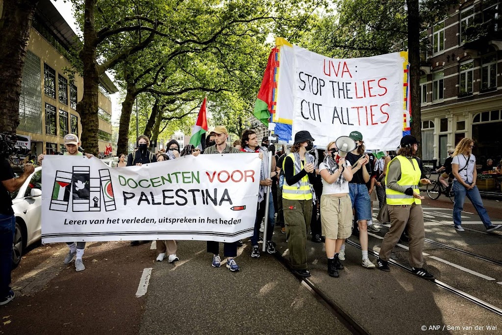 Demonstratie onderweg naar Maagdenhuis flink gegroeid