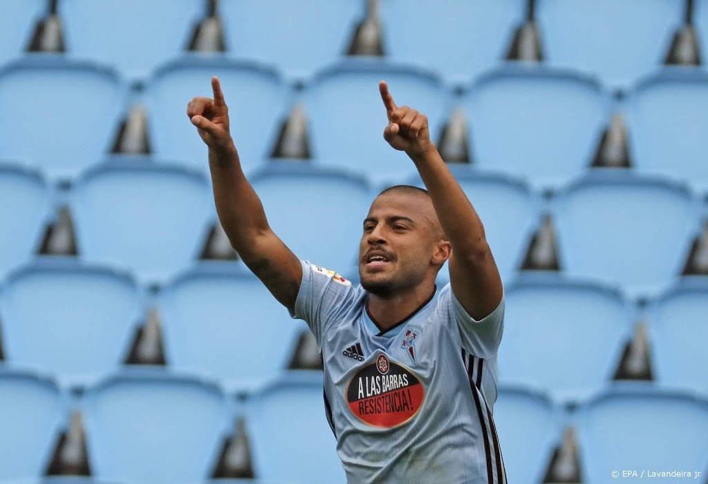 Middenvelder Rafinha voor drie jaar naar Paris Saint-Germain