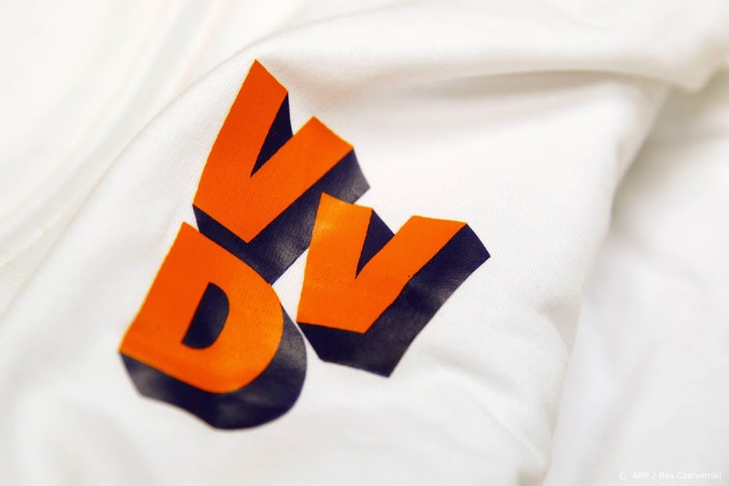 VVD-bestuur twijfelt ondanks lek website niet aan verkiezing 