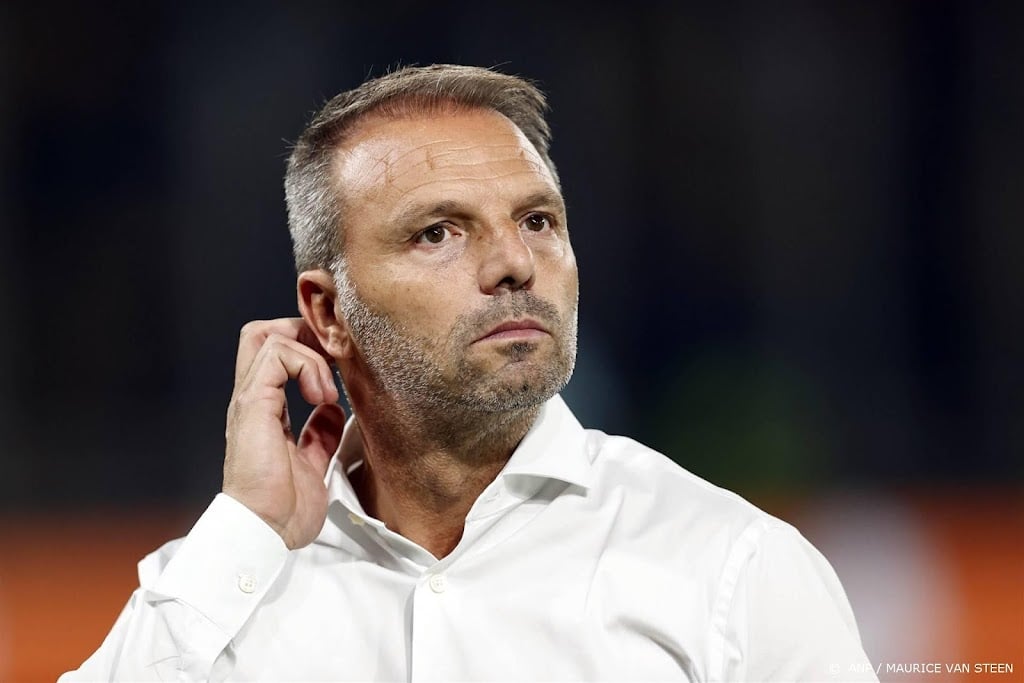 Ajax speelt tegen AZ alweer een duel onder hoogspanning