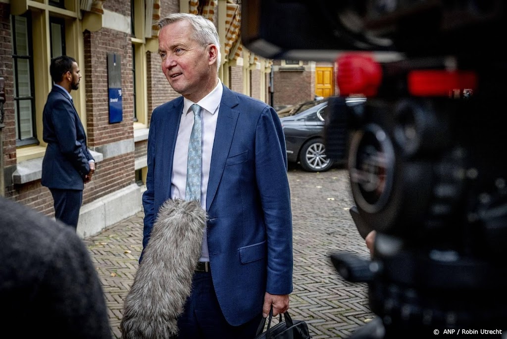 Veruit meeste migranten blijven komen voor studie, werk of liefde