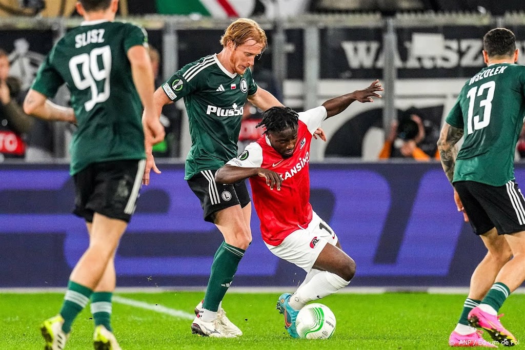 Voor mishandeling opgepakte spelers Legia Warschau weer vrij